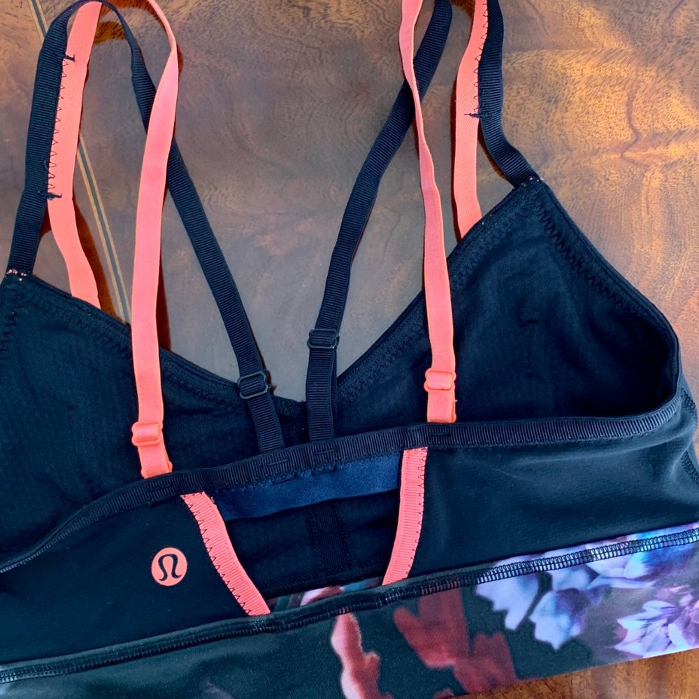 Lululemon Spring Has Sprung Bra- Size 6